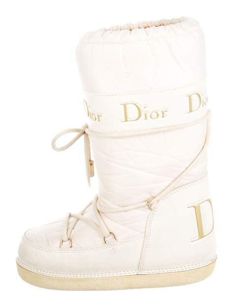 dior moonboot|women christian dior snow boots.